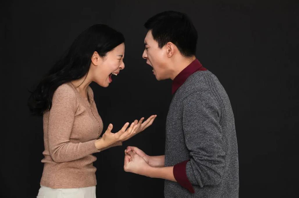 隐瞒精神病史可以撤销婚姻吗?上海离婚房产律师咨询费用
