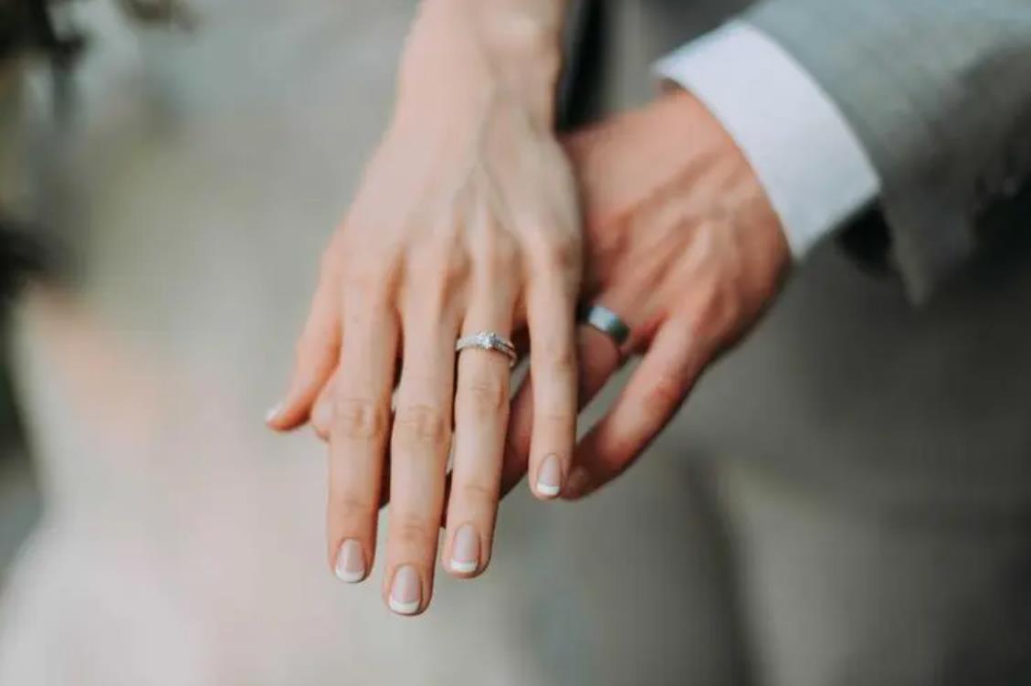 再婚变更抚养权有法律效应吗?北京离婚案件